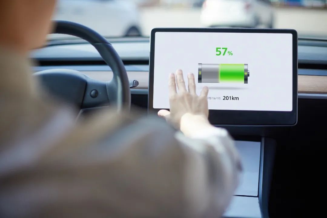 储能电池自充放电测试